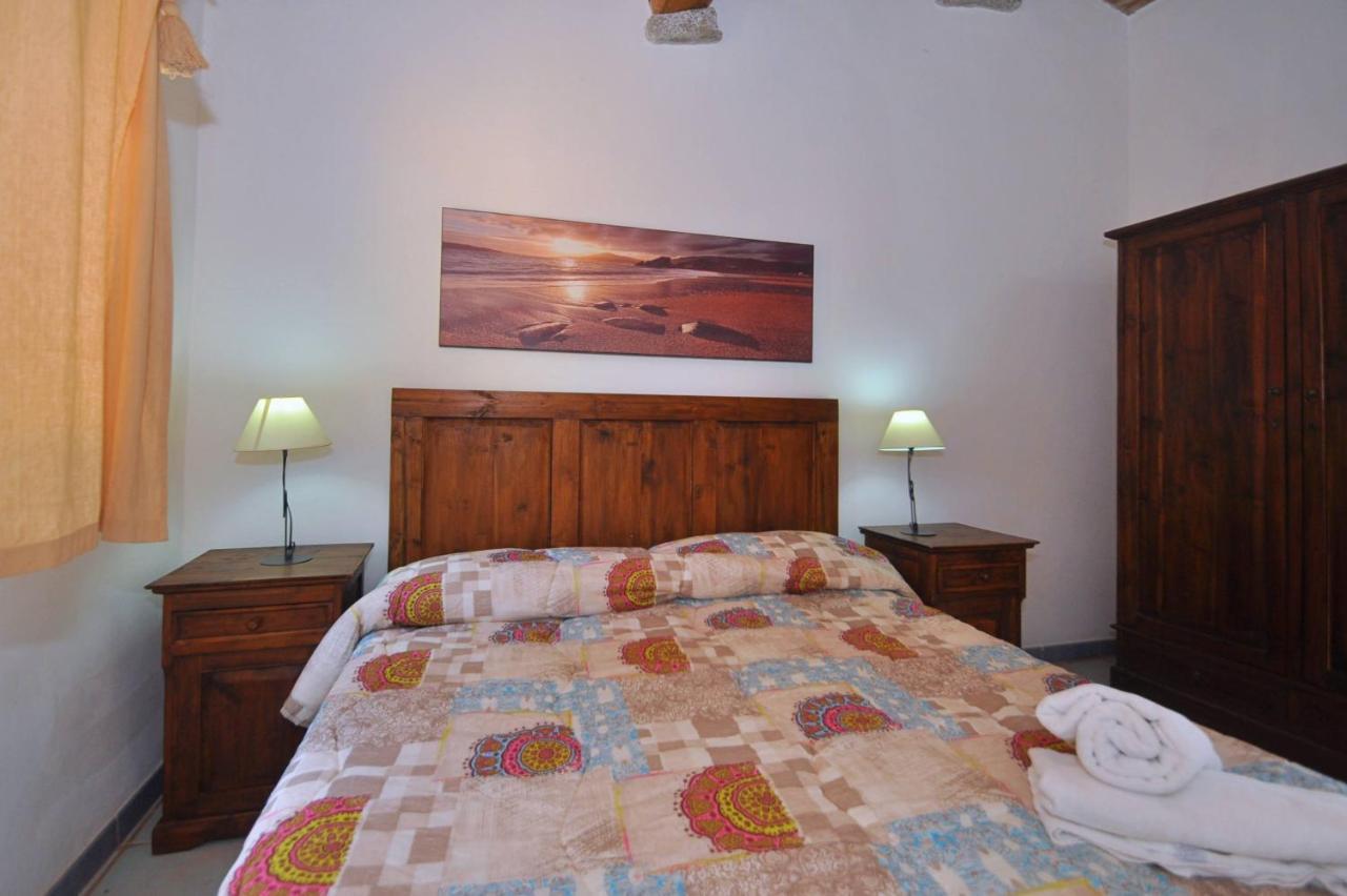 Mare Di Ginepri Apartment บาเดซี ภายนอก รูปภาพ